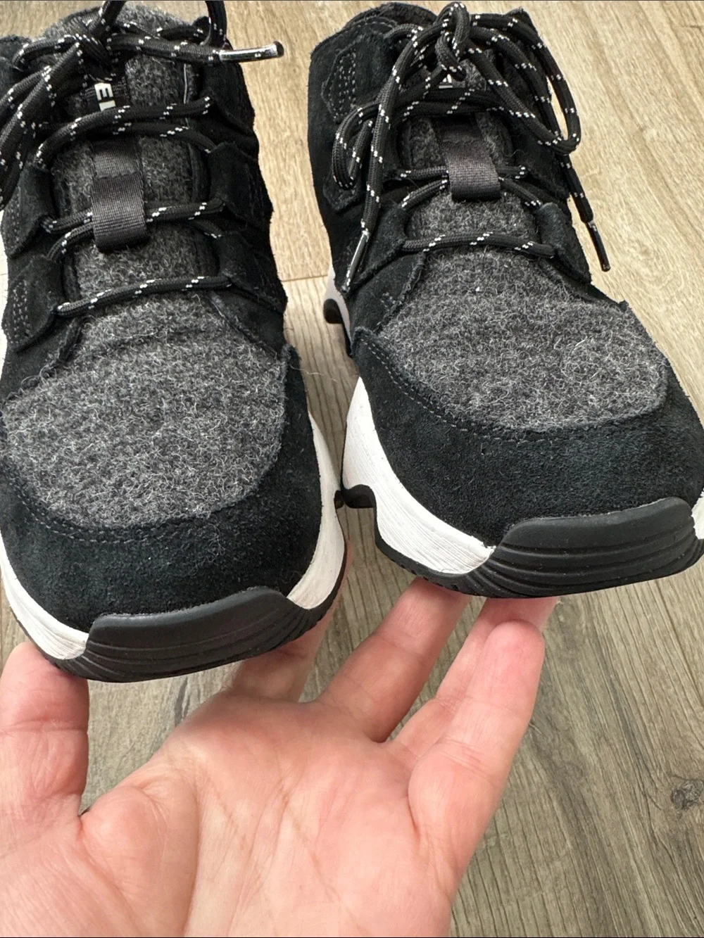 SOREL Kinetic Impact Caribou Black Sea Salt Waterproof Trainers Boots Size 9